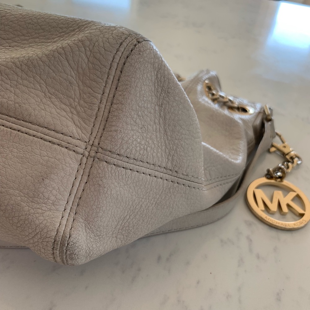 White Leather Michael Kors Crossbody Bag - Picture 6 of 8